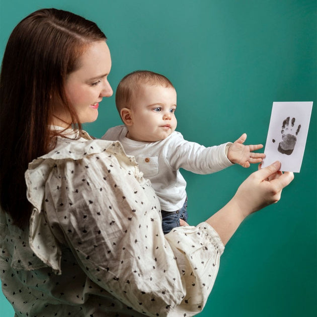 Avec quoi faire une empreinte de bébé sur papier ? – Keep'Love