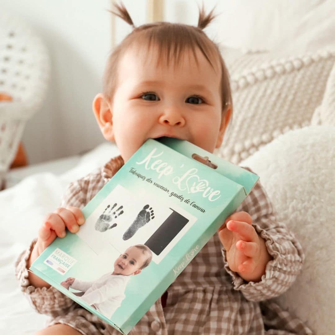 Kit Empreintes Bébé Keep’Love - Cadre Bois, Technologie Inkless, Réutilisable, Cadeau Naissance