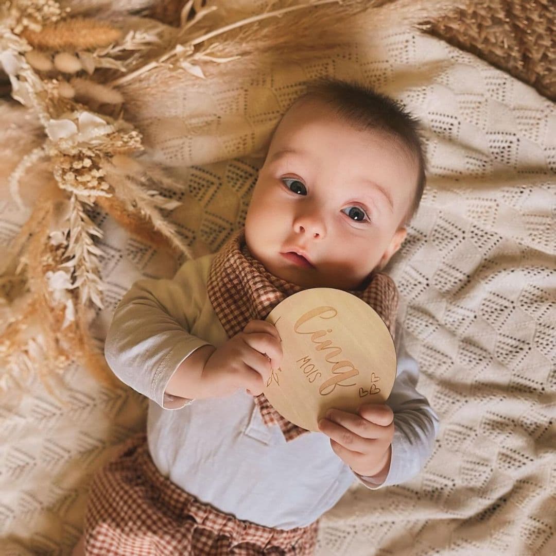 Carte Étape Bébé en Bois – 12 Étapes pour Immortaliser Ma Première Année