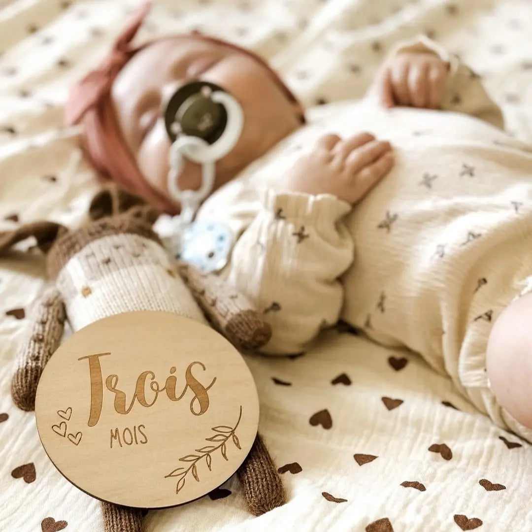 Cartes étapes en bois keeplove cadeau naissance