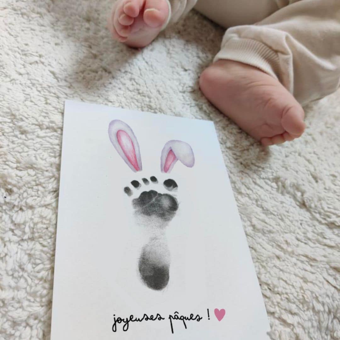 Carte Joyeuses Pâques - Oreilles de Lapin à personnaliser